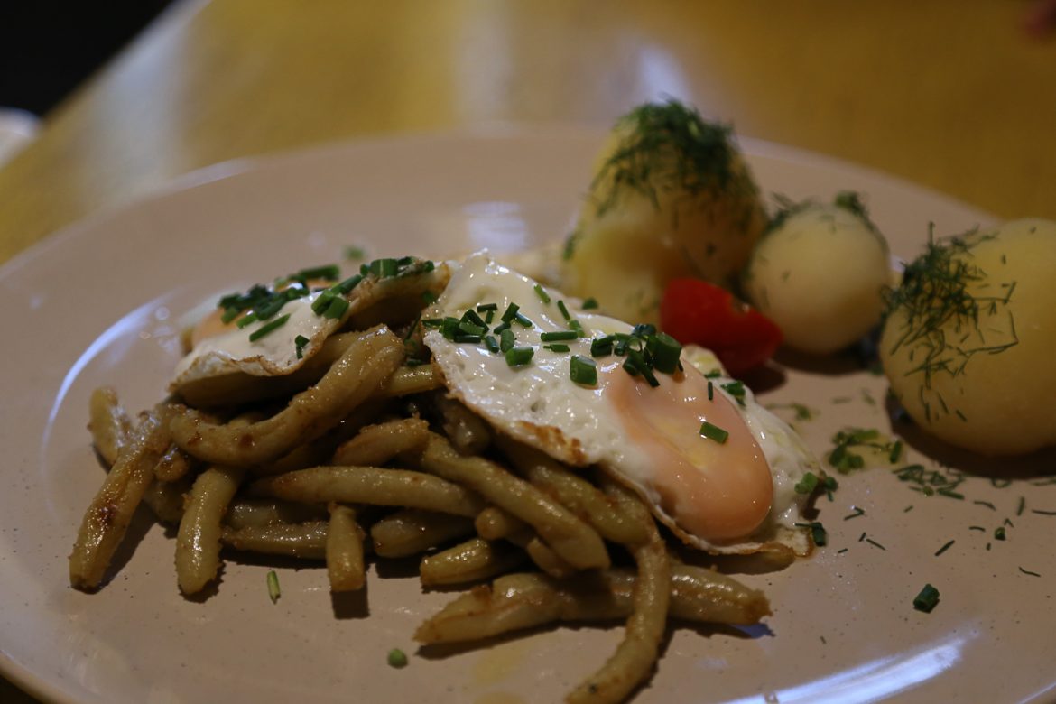 Nosalowy Dwór – Regionalna