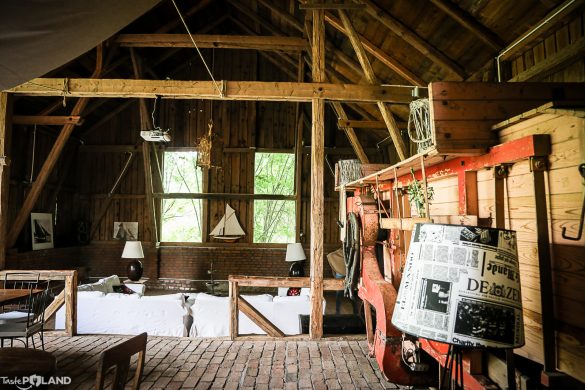 W Stodole – sala kinowa i recepcja